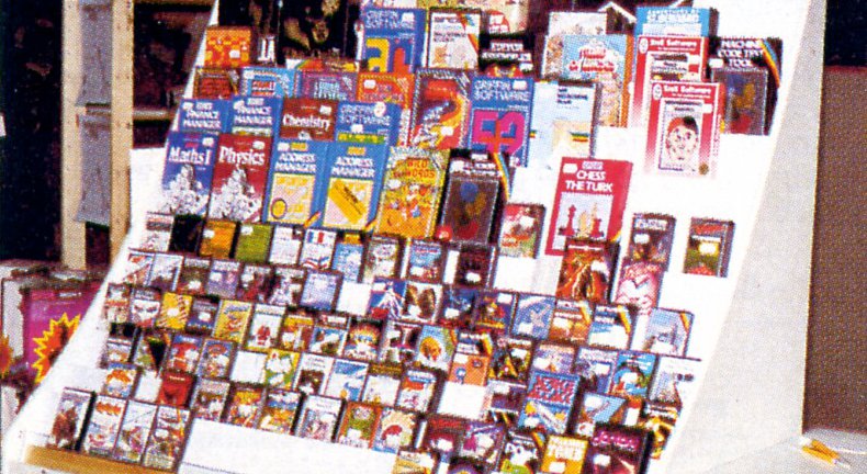 Ein Stand mit Fachbüchern auf der 10. Sinclair ZX-Microfair-Messe. (Bild: Vogel-Verlag)