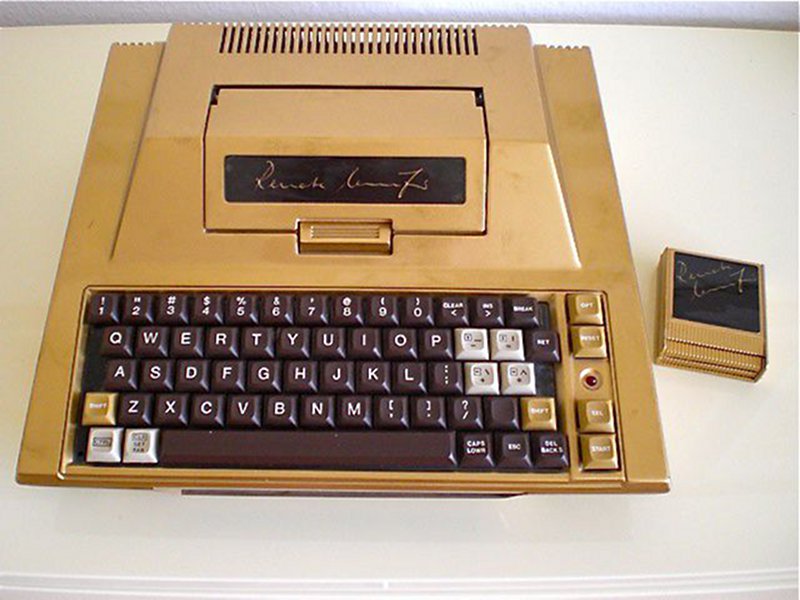 Ein sehr seltenes Atari 400 Sondermodell für Renate Knüfer. Auflage: ein Stück; inkl. Tastaturblock-Umbau. (Bild: Renate Knüfer)