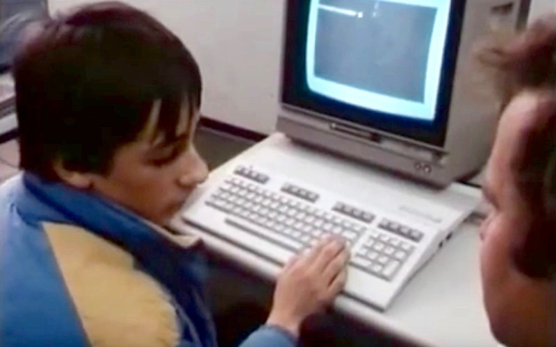 Die erste Berühung mit dem Computer fand nicht selten im Kaufhaus statt. (Bild: Heimcomputer auf dem Vormarsch, BR Dokumentation)