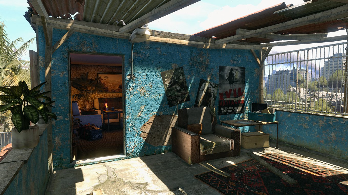 Ein Xbox Screenshot aus dem indizierten Spiel Dying Light, der eine der gefundenen, sicheren Zone zeigt. Es handelt sich um eine 1-Zimmer Wohnung mit kleiner, einseitig mit Gittern abgeriegelten, überdachten Dachterrasse. 