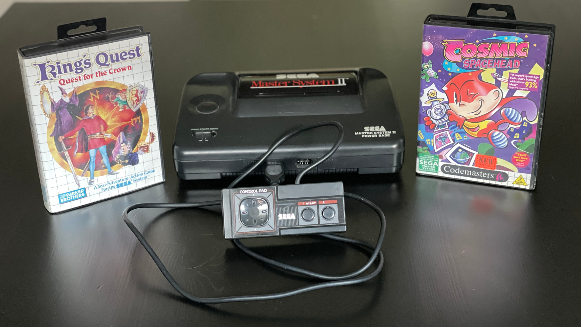 Benutze Hand mit Control Pad: Grafikadventures auf dem SEGA Master System